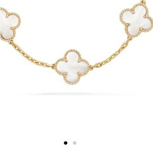 5 charm 18 kt bracelet